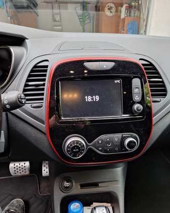 Renault Captur cena 69000 przebieg: 60500, rok produkcji 2019 z Warszawa małe 466